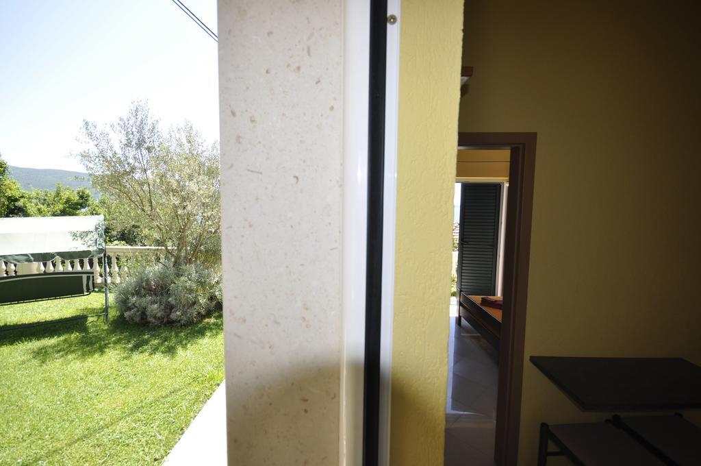 Garni Hotel Bokeska Noc Herceg Novi Esterno foto